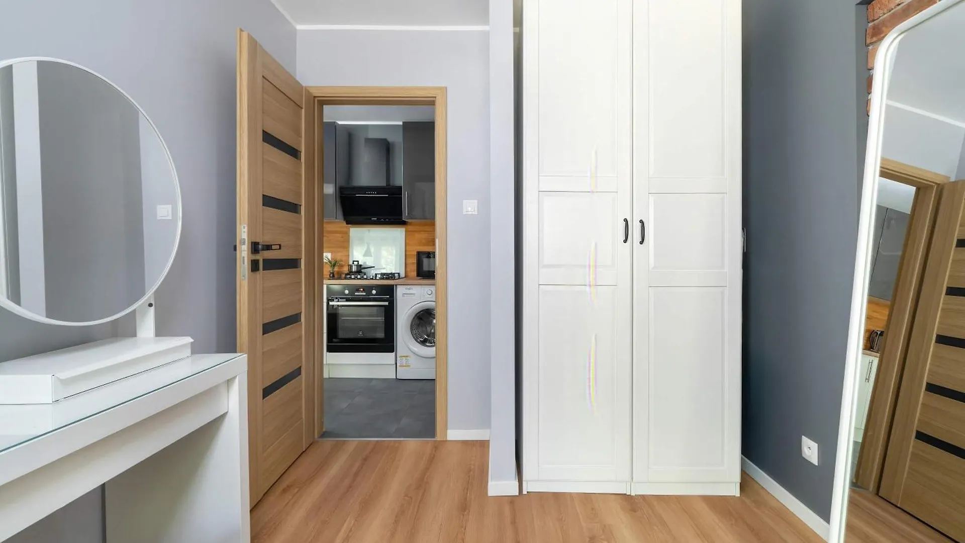 Modern Apartment Poznan Jaworowa Perfect For Remote Work By Noclegi Renters