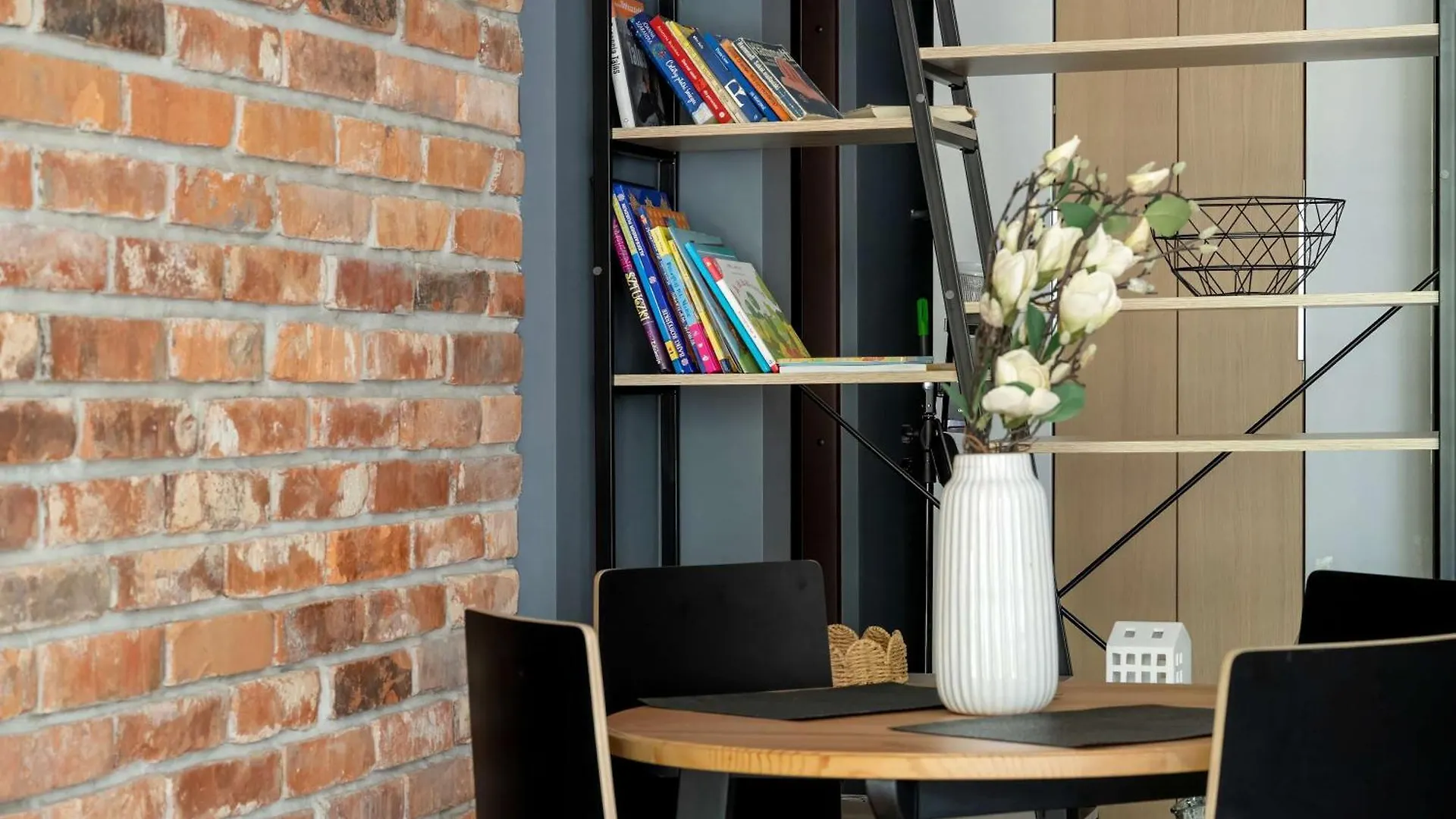 Modern Apartment Poznan Jaworowa Perfect For Remote Work By Noclegi Renters