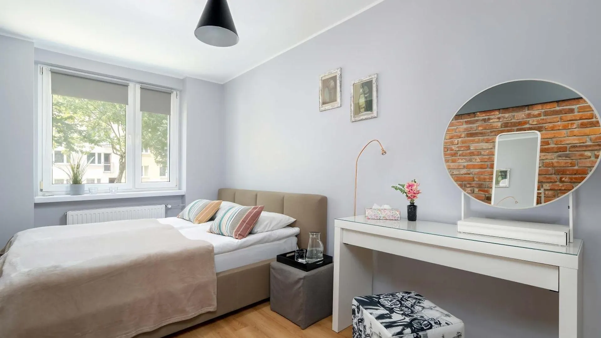 Modern Apartment Poznan Jaworowa Perfect For Remote Work By Noclegi Renters
